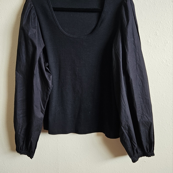 Old Navy Blouse - Picture 3 of 6